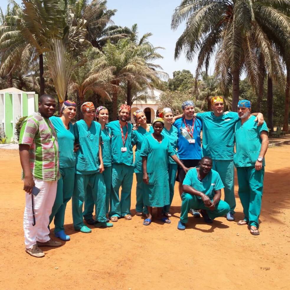 Médicos voluntários em Cumura